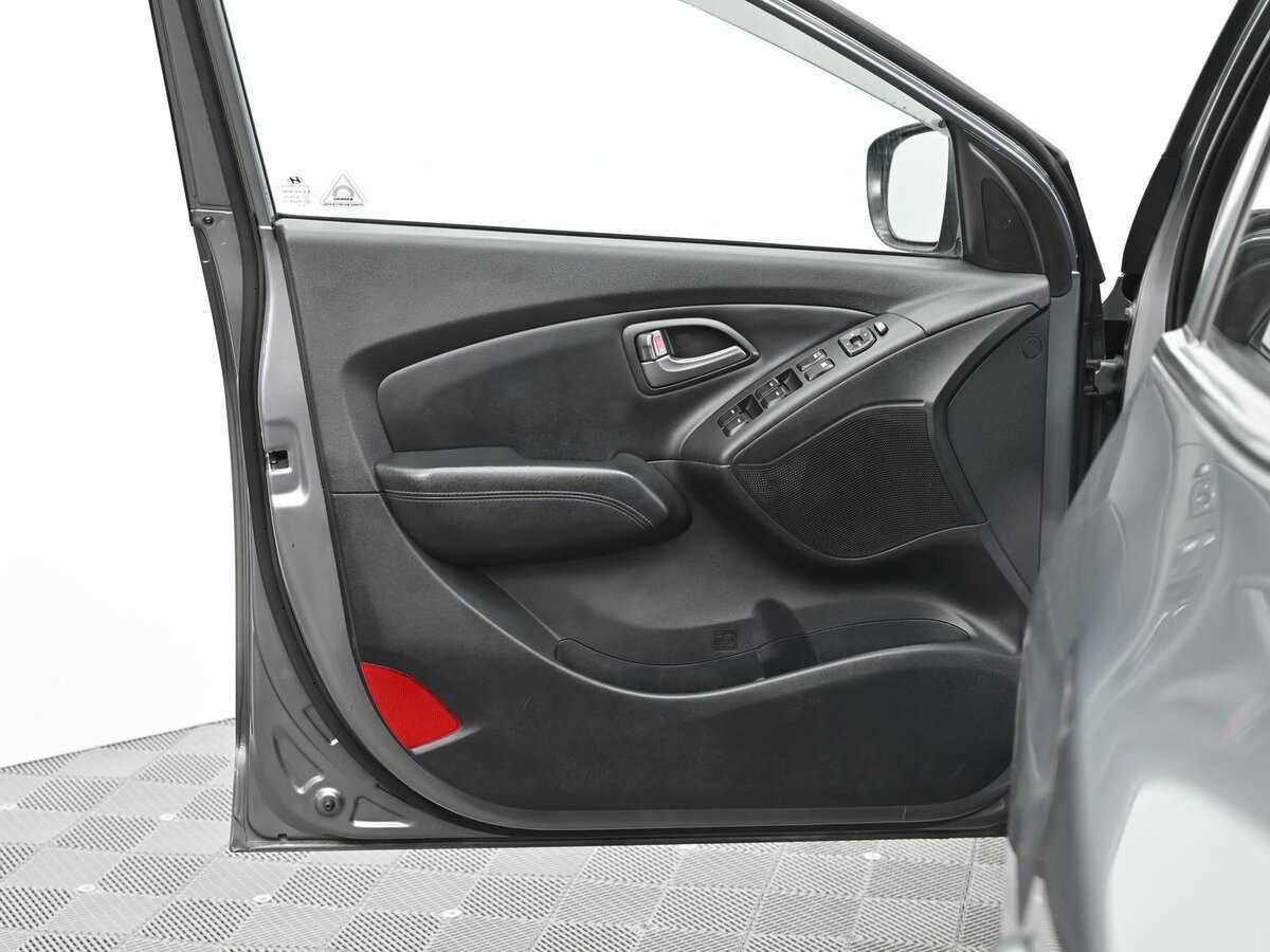 Б/У Хендай ай-икс35 2014 года. Фото: #6