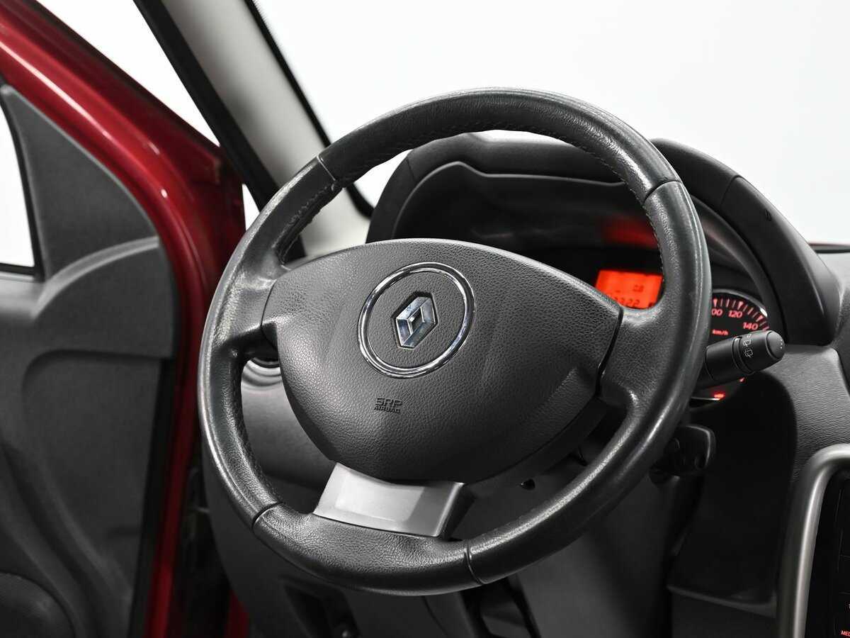 Б/У Рено Дастер 2014 года. Фото: #7