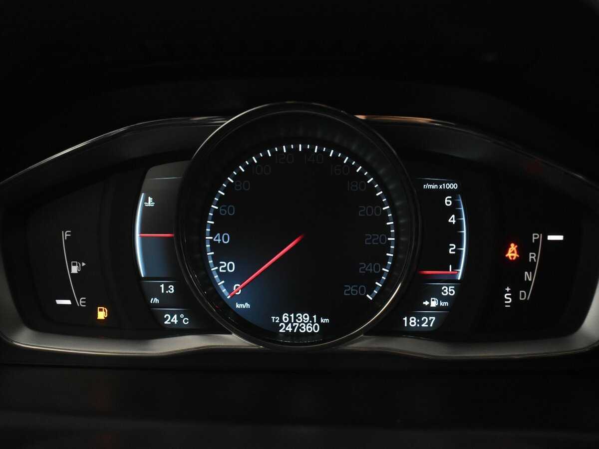 Б/У Вольво С80 2014 года. Фото: #13