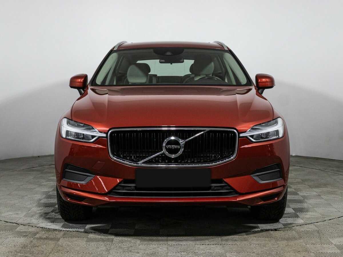 Volvo XC60 2019 года с пробегом. Фото: #1