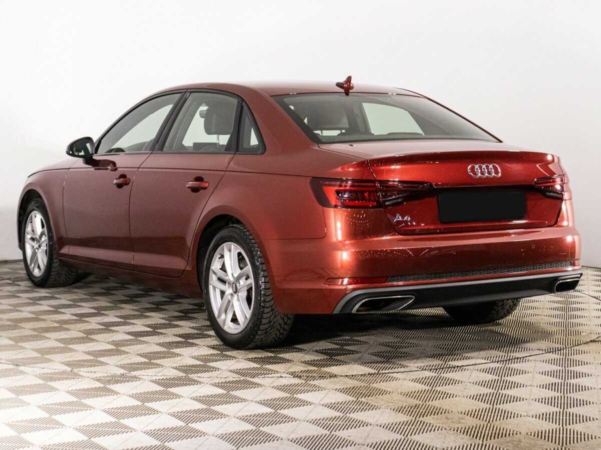 Audi A4 2019 года с пробегом. Фото: #6