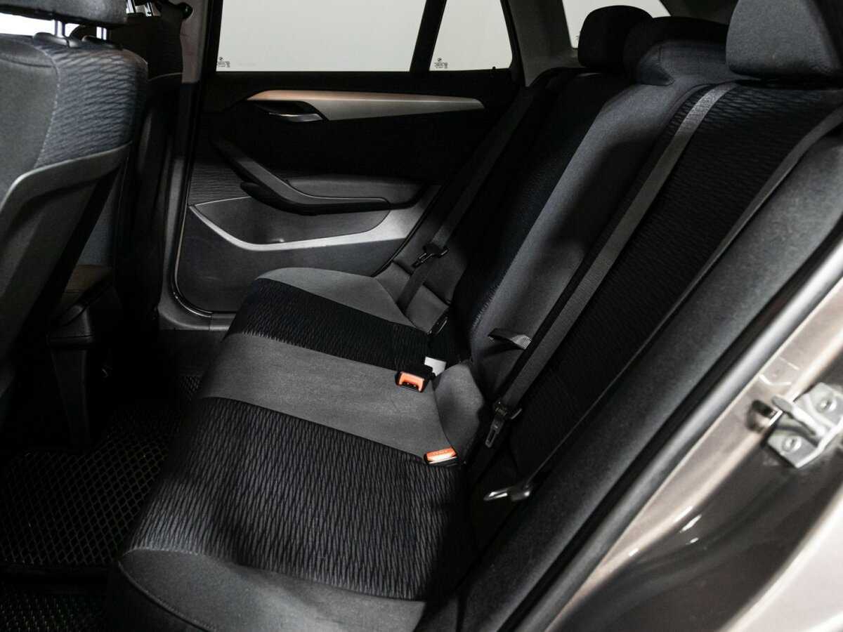 BMW X1 2013 года с пробегом. Фото: #9