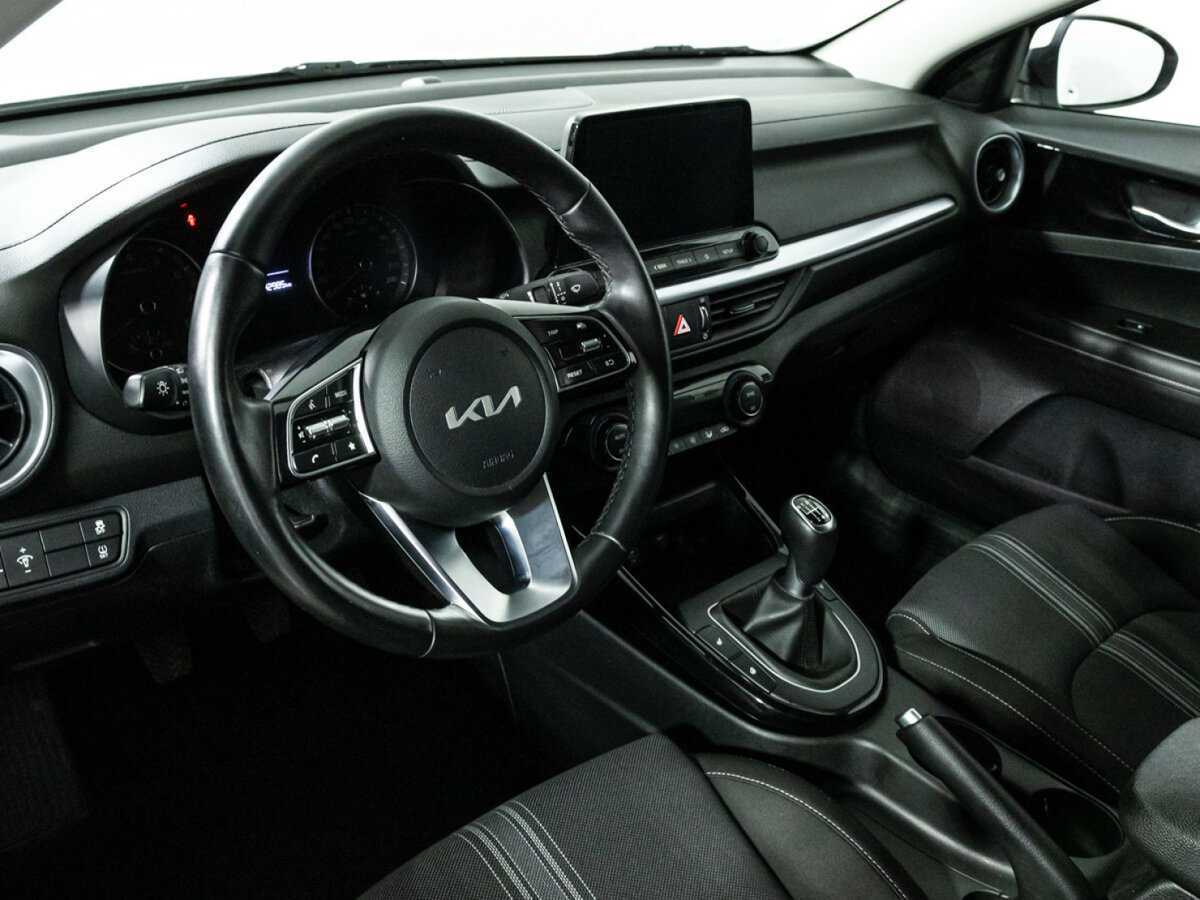 Kia Cerato 2022 года с пробегом. Фото: #10