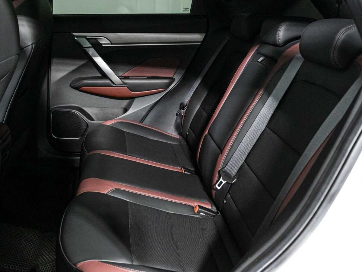 Б/У Джили Кулрэй 2021 года. Фото: #9