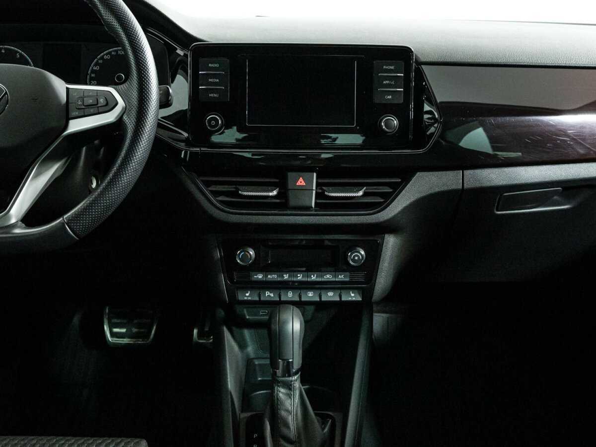 Б/У Фольксваген Поло 2021 года. Фото: #13