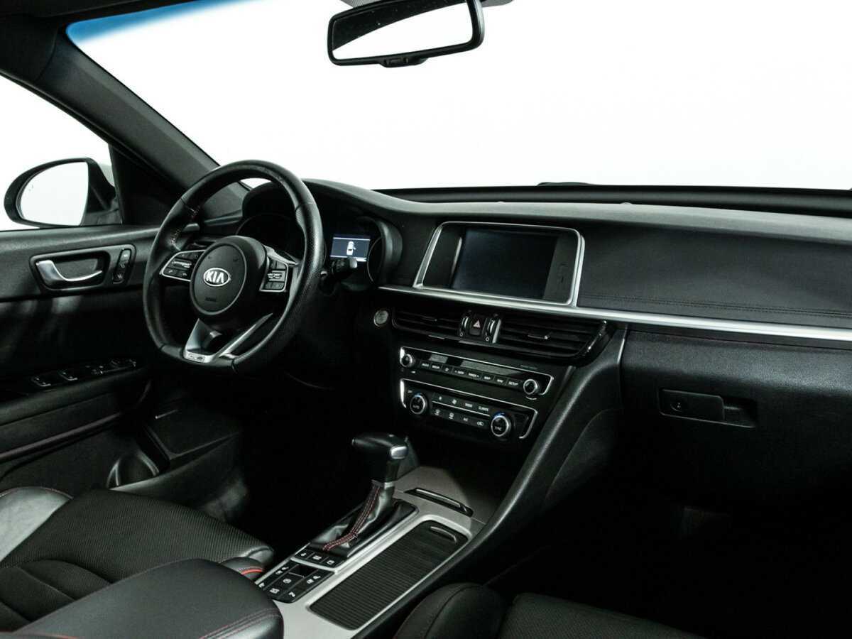 Б/У Киа Оптима 2018 года. Фото: #8
