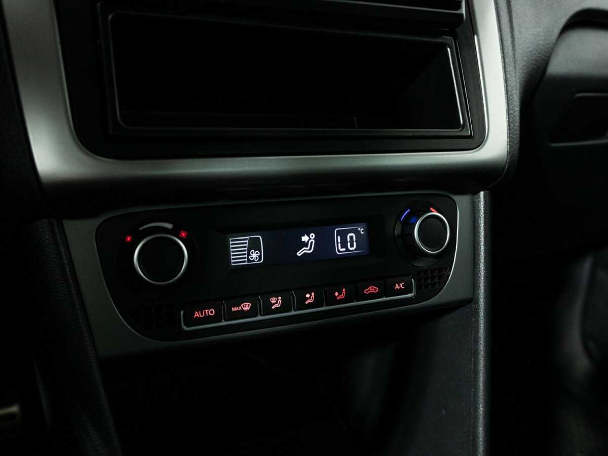 Б/У Фольксваген Поло 2016 года. Фото: #14