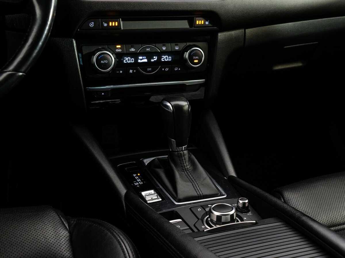 Б/У Мазда 6 2017 года. Фото: #12