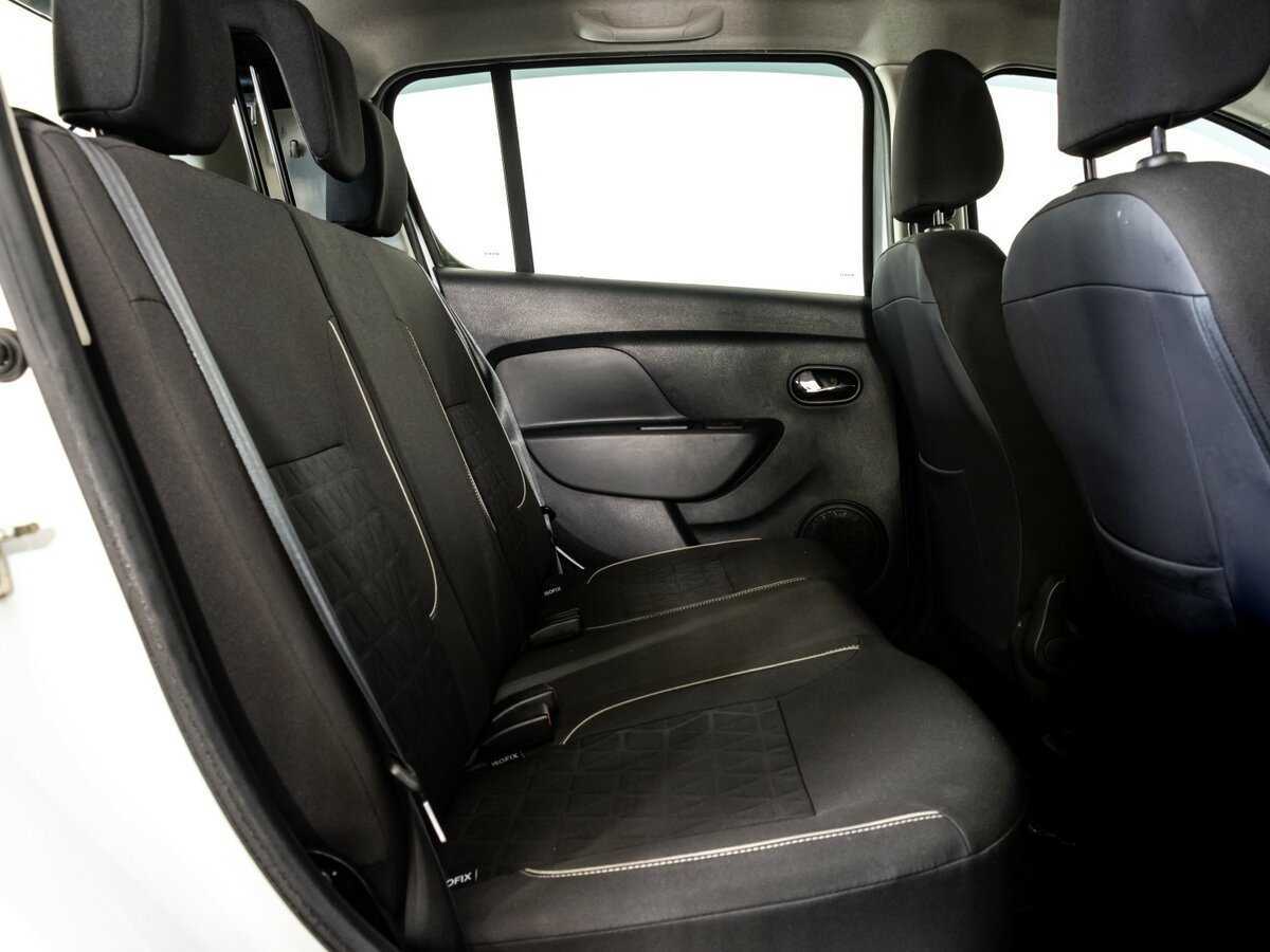 Б/У Рено Сандеро 2018 года. Фото: #11