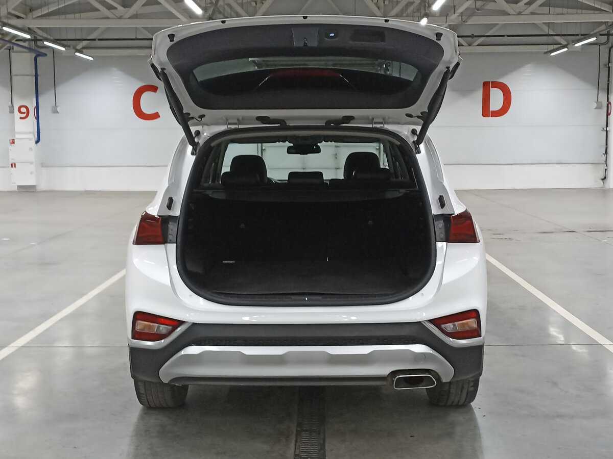 Hyundai Santa Fe 2018 года с пробегом. Фото: #9