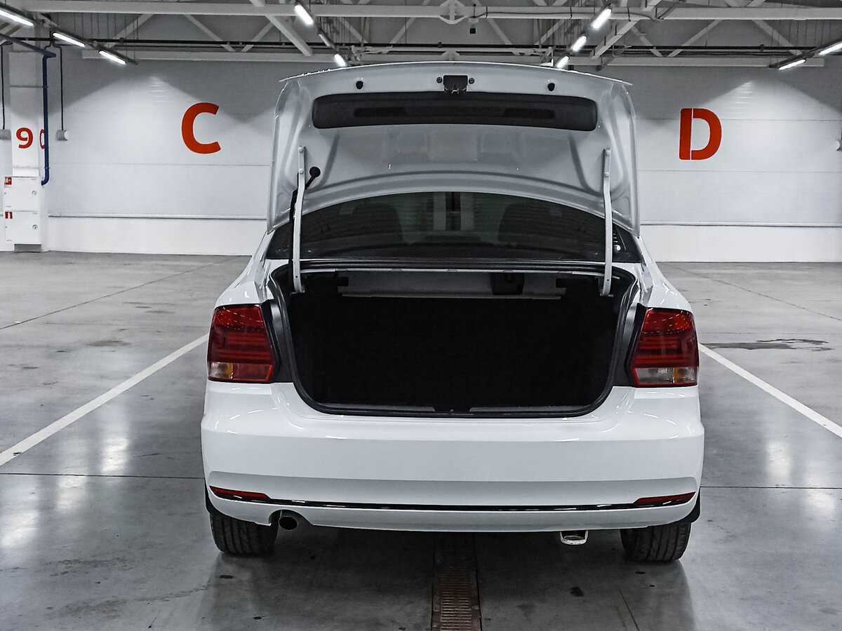 Б/У Фольксваген Поло 2019 года. Фото: #8