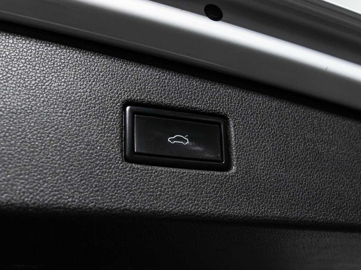 Volkswagen Tiguan 2019 года с пробегом. Фото: #15