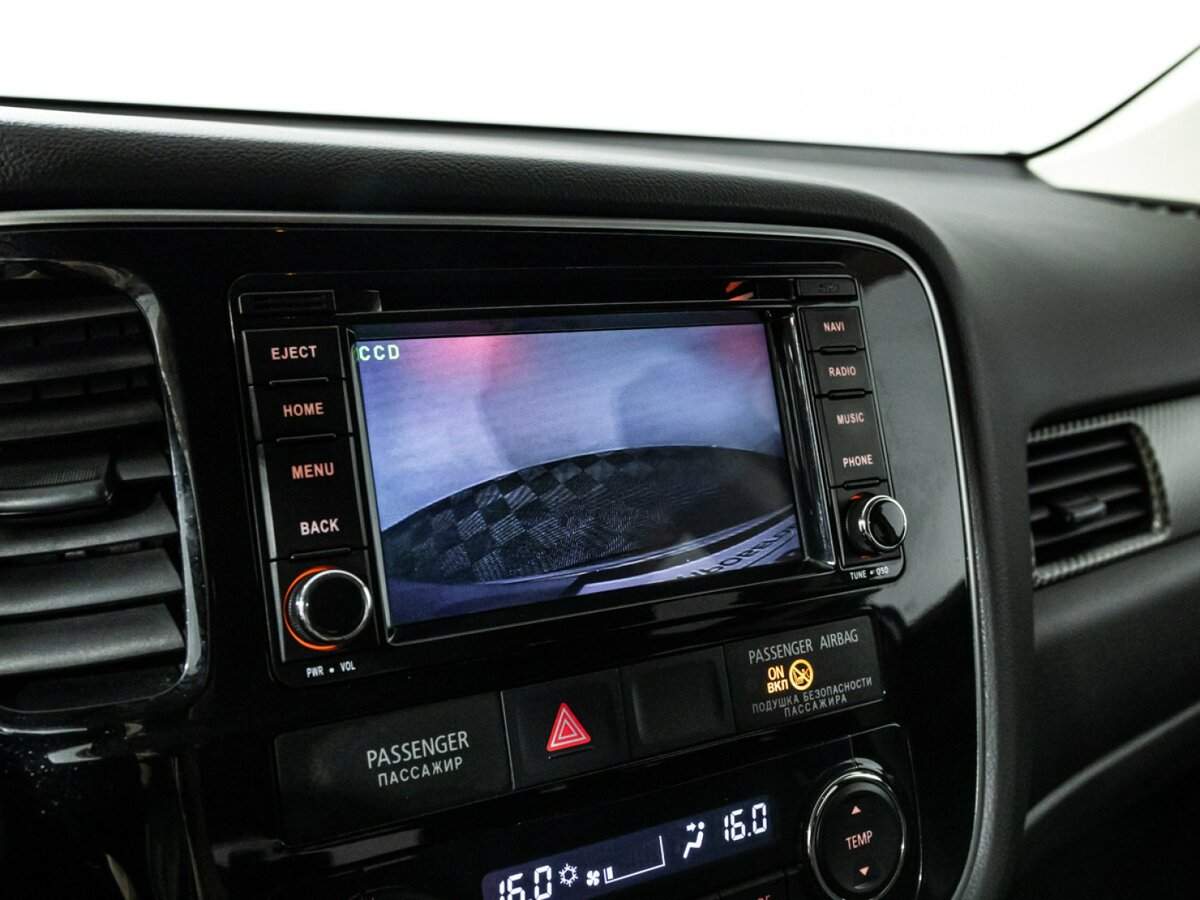 Б/У Митсубиши Оутлэндер 2013 года. Фото: #14