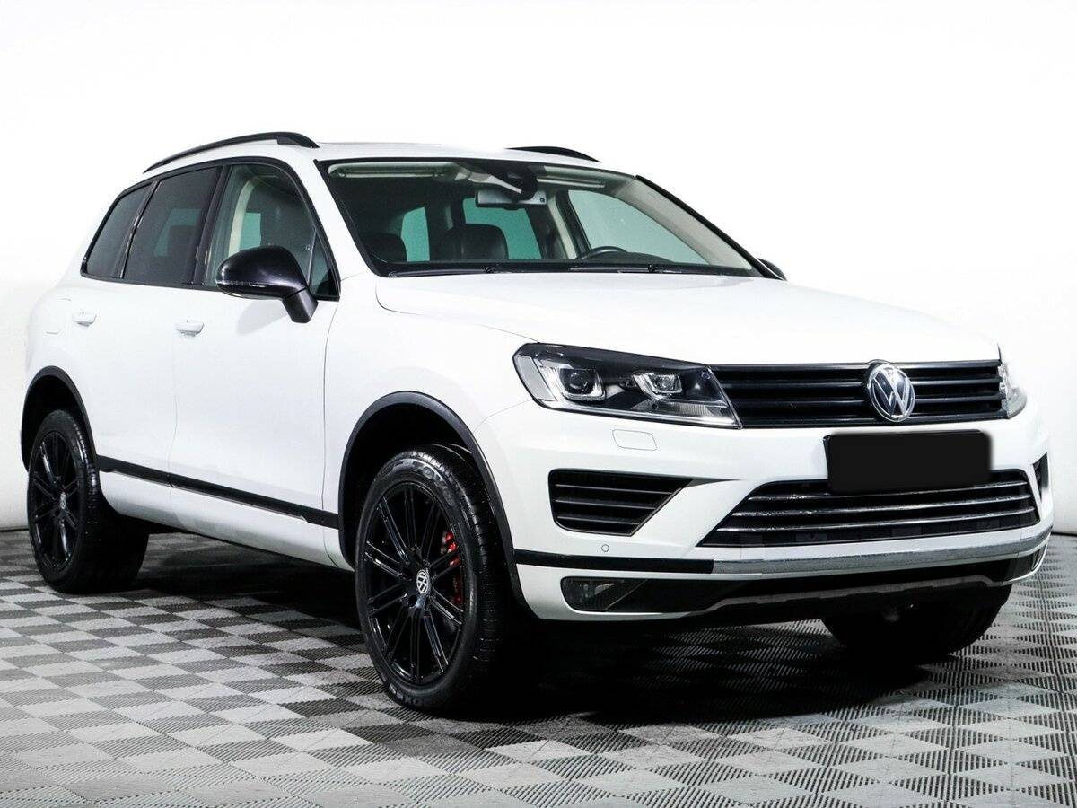 Volkswagen Touareg 2015 года с пробегом. Фото: #2