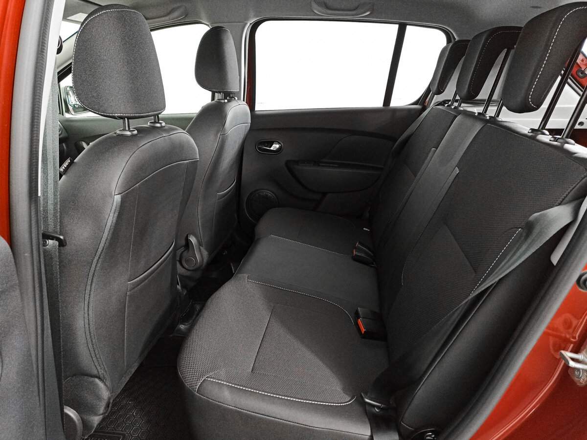 Б/У Рено Сандеро 2020 года. Фото: #10