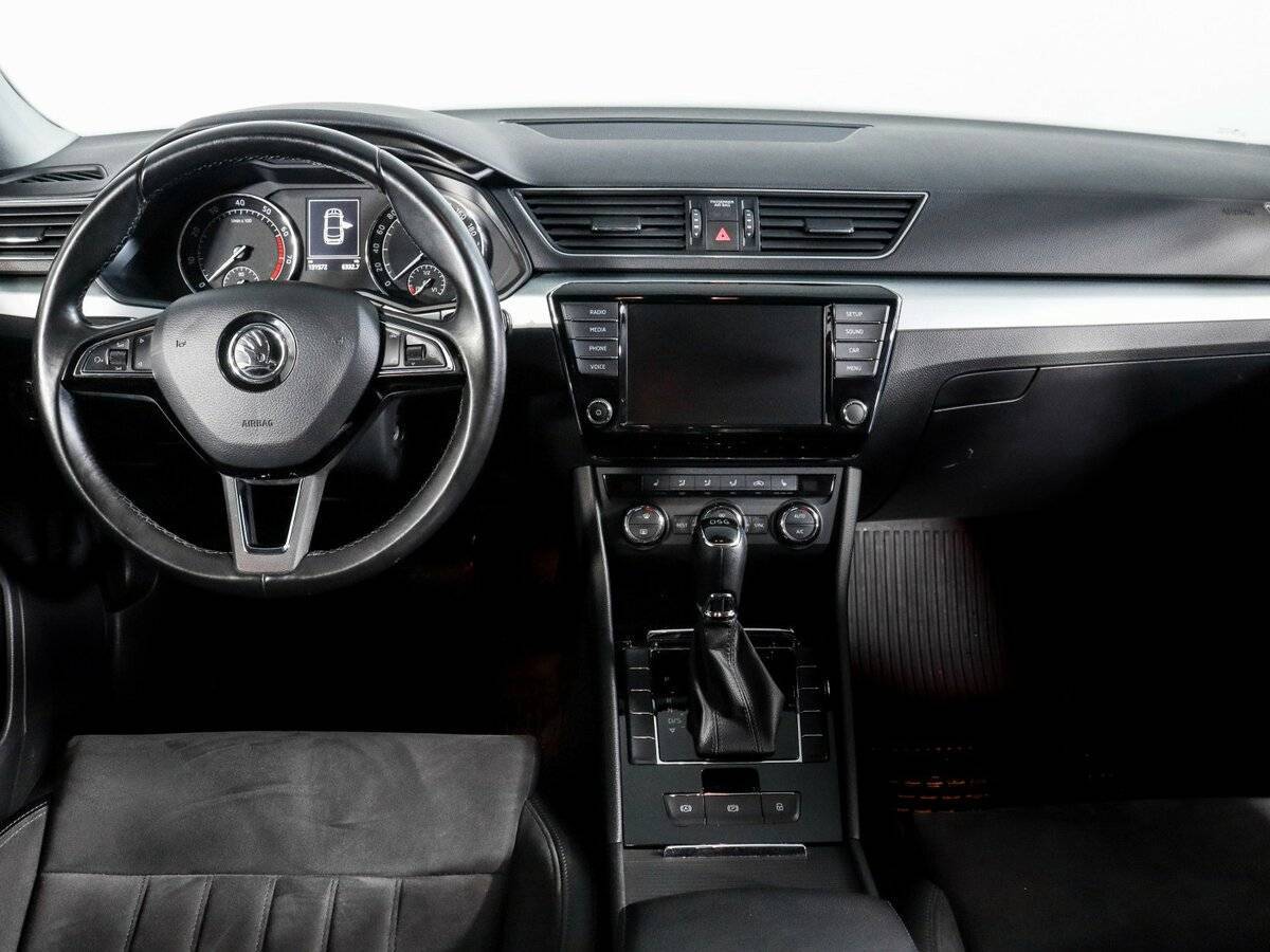 Skoda Superb 2017 года с пробегом. Фото: #8
