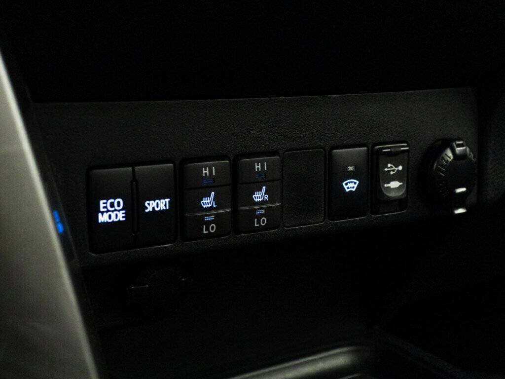 Toyota RAV4 2016 года с пробегом. Фото: #15