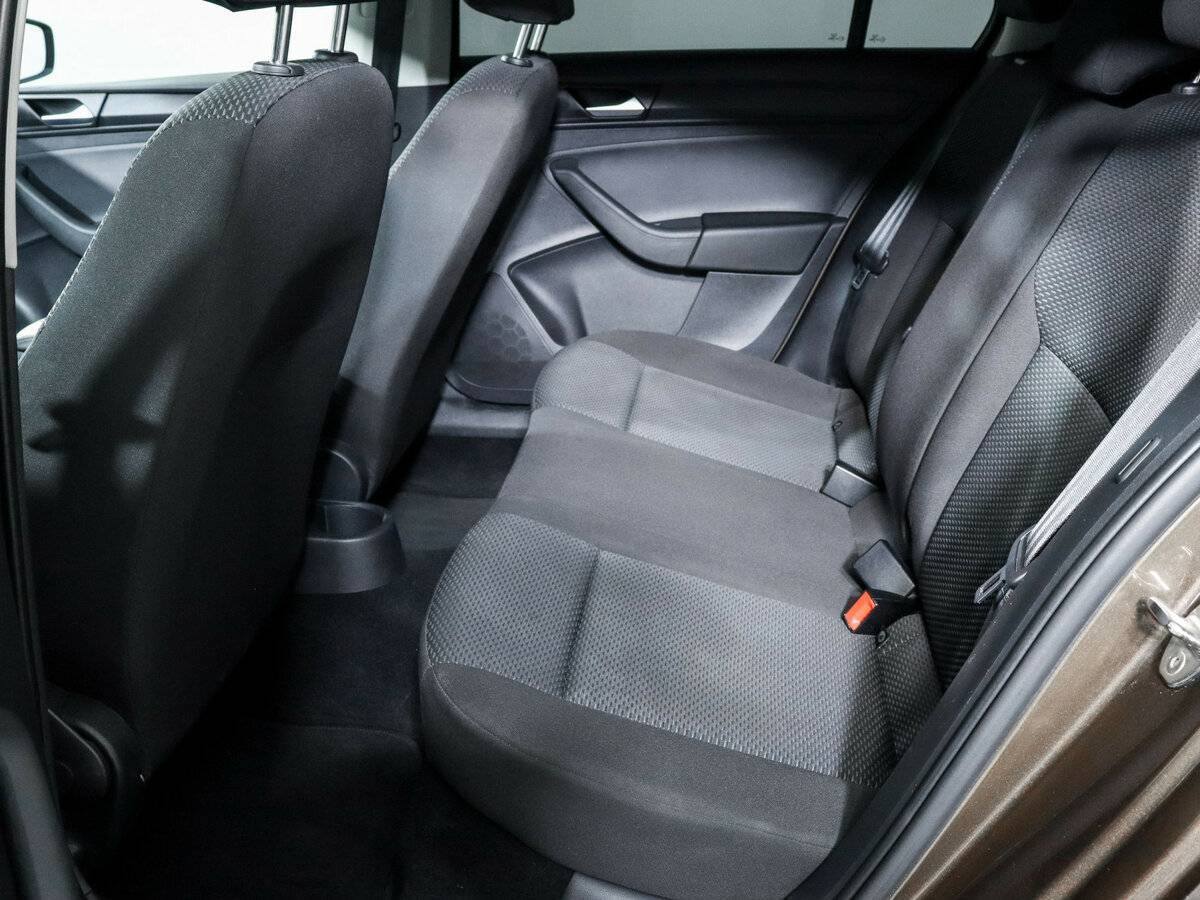 Б/У Фольксваген Поло 2021 года. Фото: #6