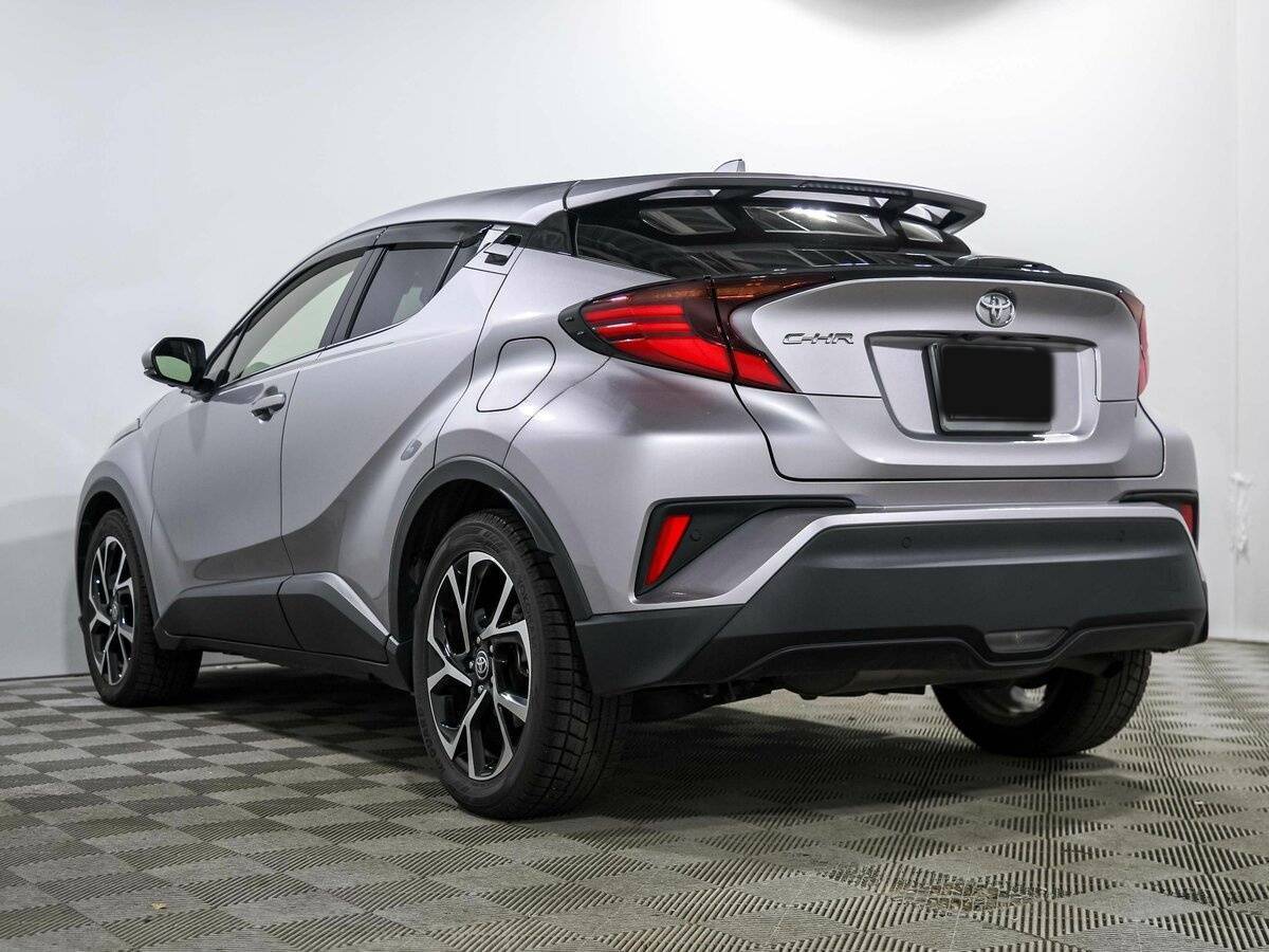 Toyota C-HR 2020 года с пробегом. Фото: #5