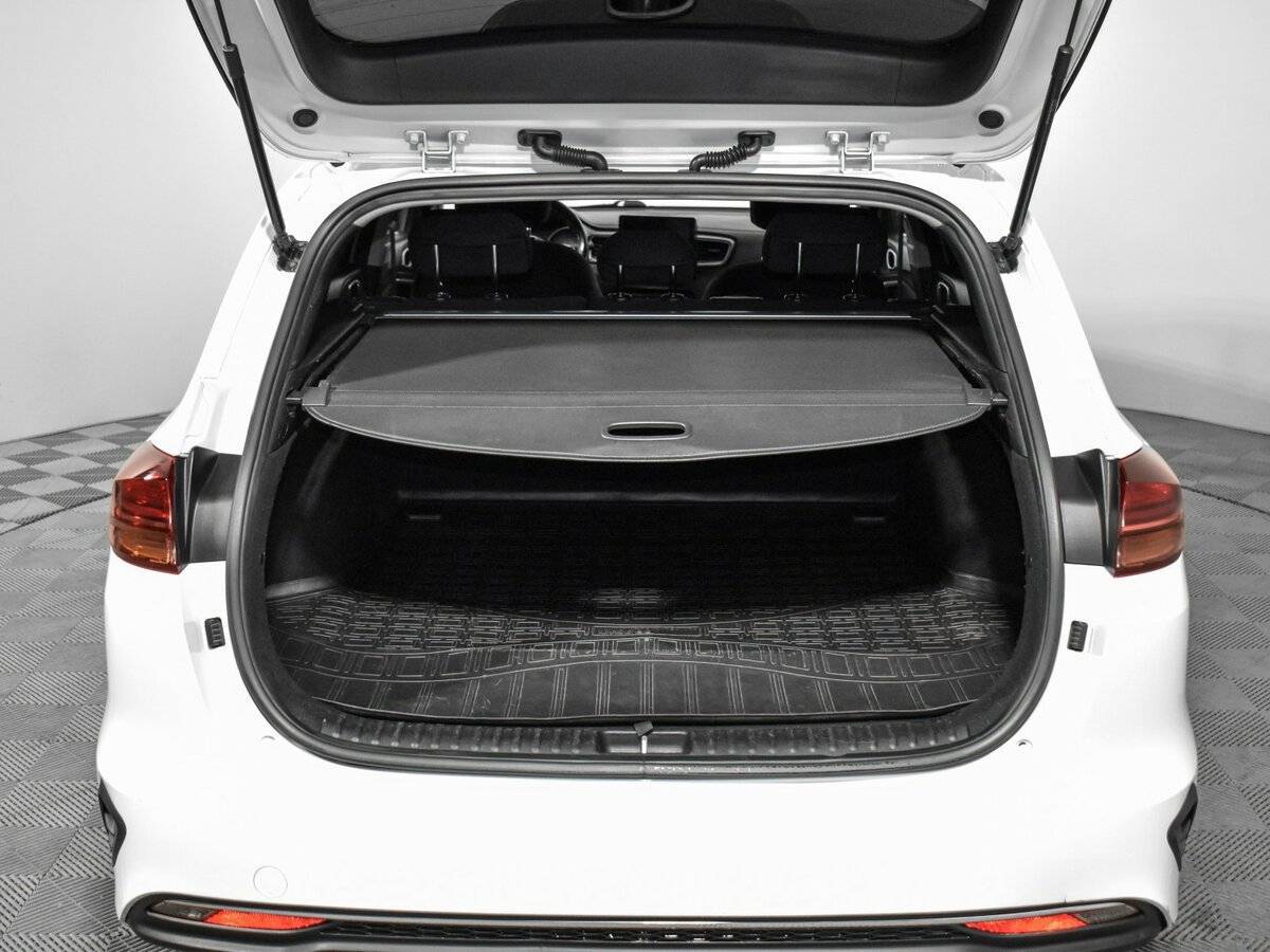 Б/У Киа Сид 2019 года. Фото: #16