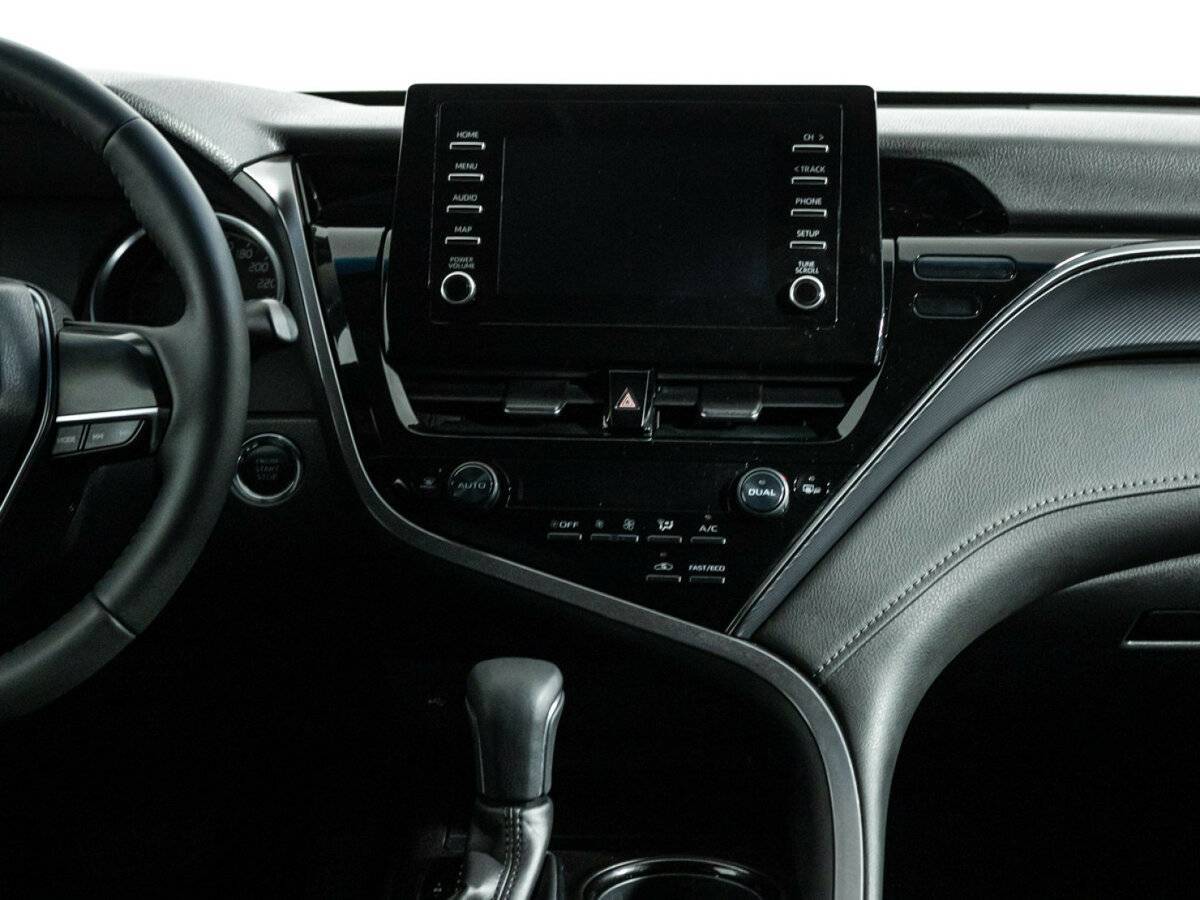 Toyota Camry 2021 года с пробегом. Фото: #13