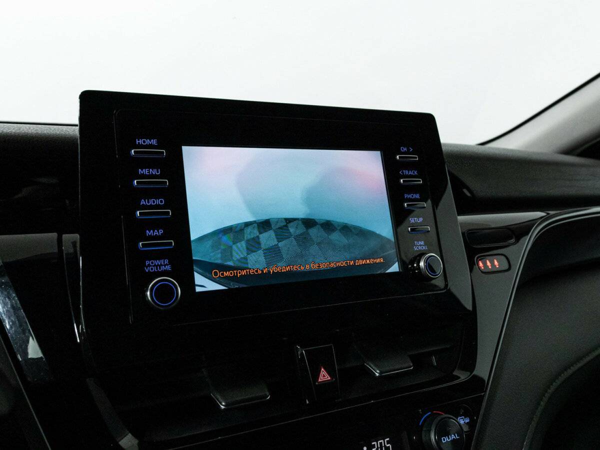 Toyota Camry 2021 года с пробегом. Фото: #15