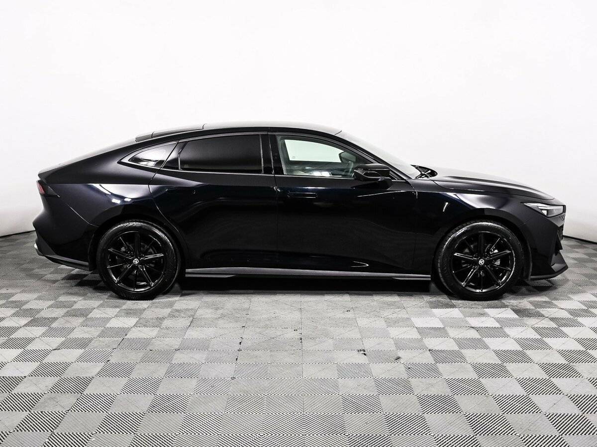 Changan UNI-V 2022 года с пробегом. Фото: #3