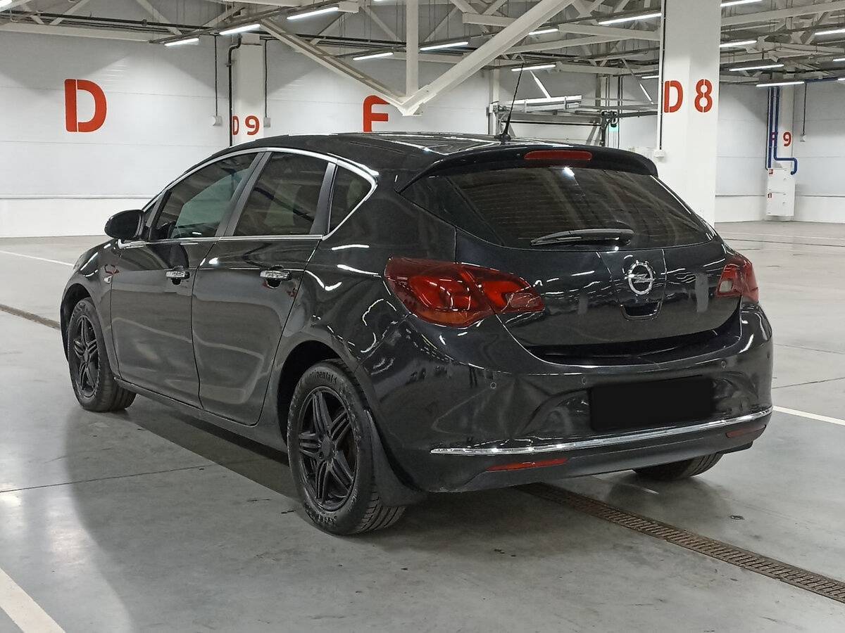 Б/У Опель Астра 2012 года. Фото: #6