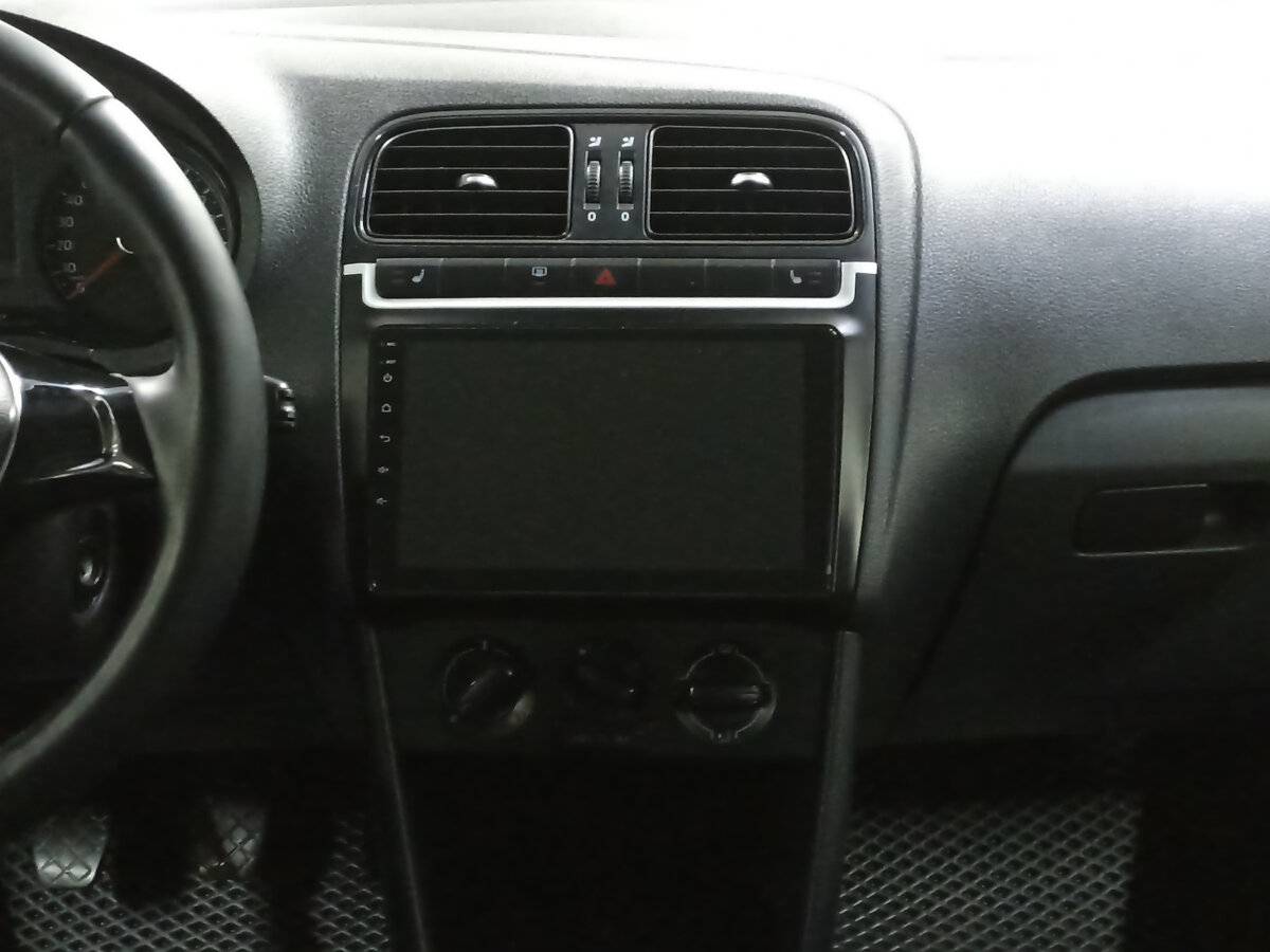 Б/У Фольксваген Поло 2016 года. Фото: #14