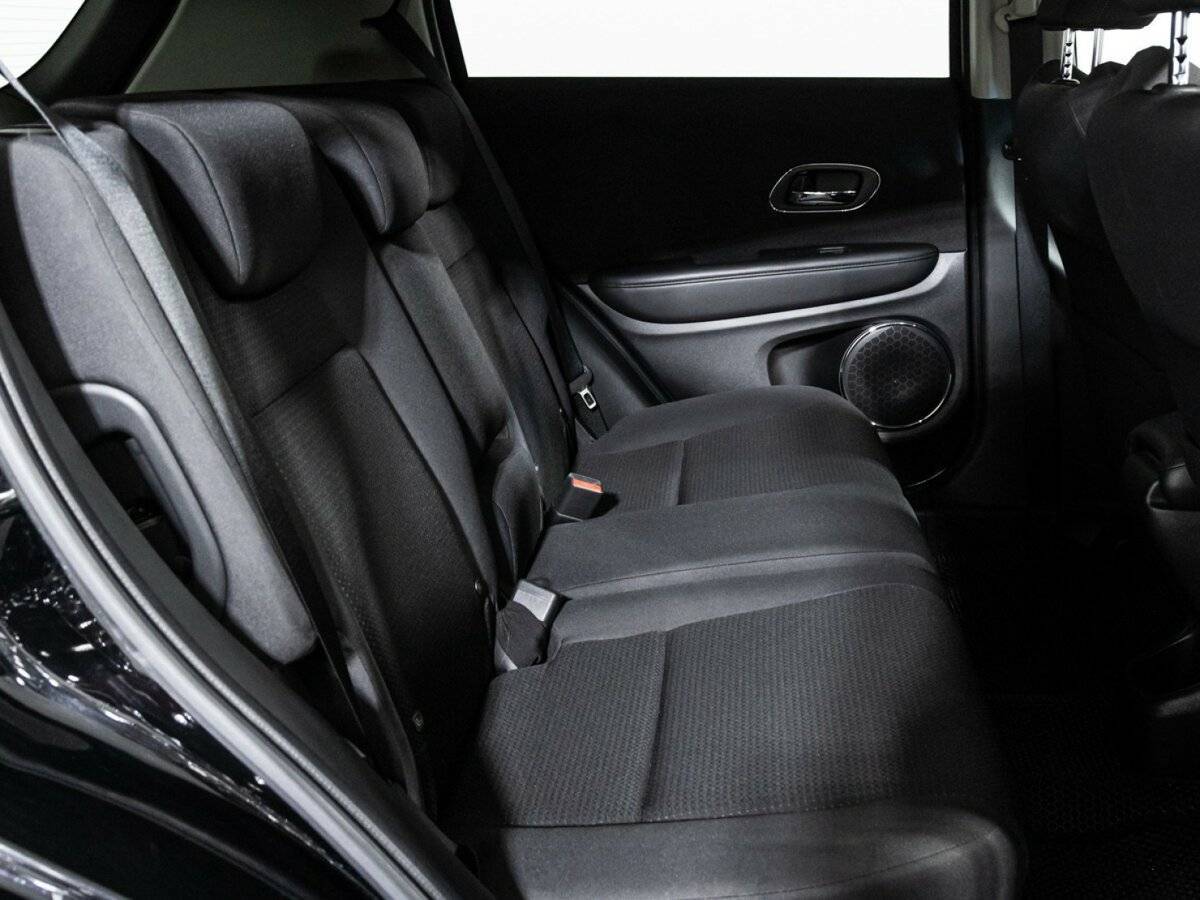 Honda Vezel 2019 года с пробегом. Фото: #9