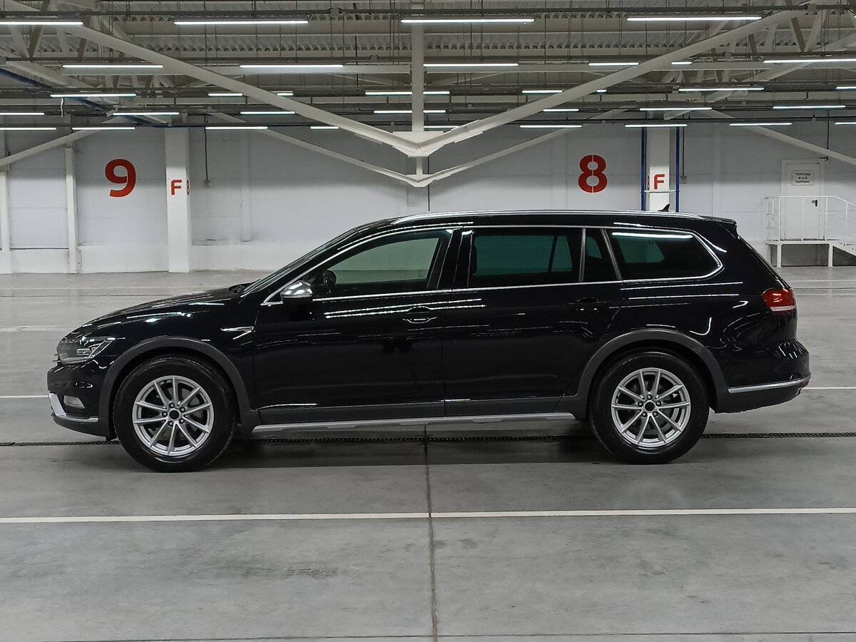 Volkswagen Passat 2018 года с пробегом. Фото: #7
