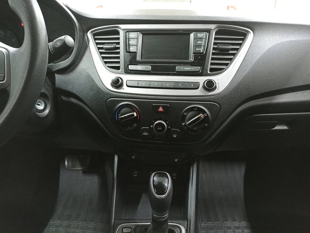 Б/У Хендай Солярис 2017 года. Фото: #14