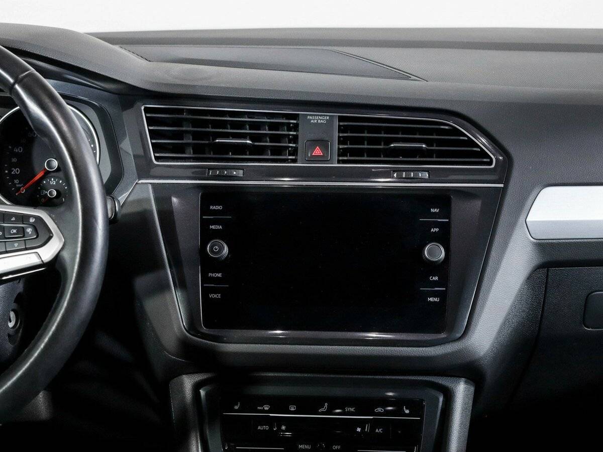 Volkswagen Tiguan 2021 года с пробегом. Фото: #8
