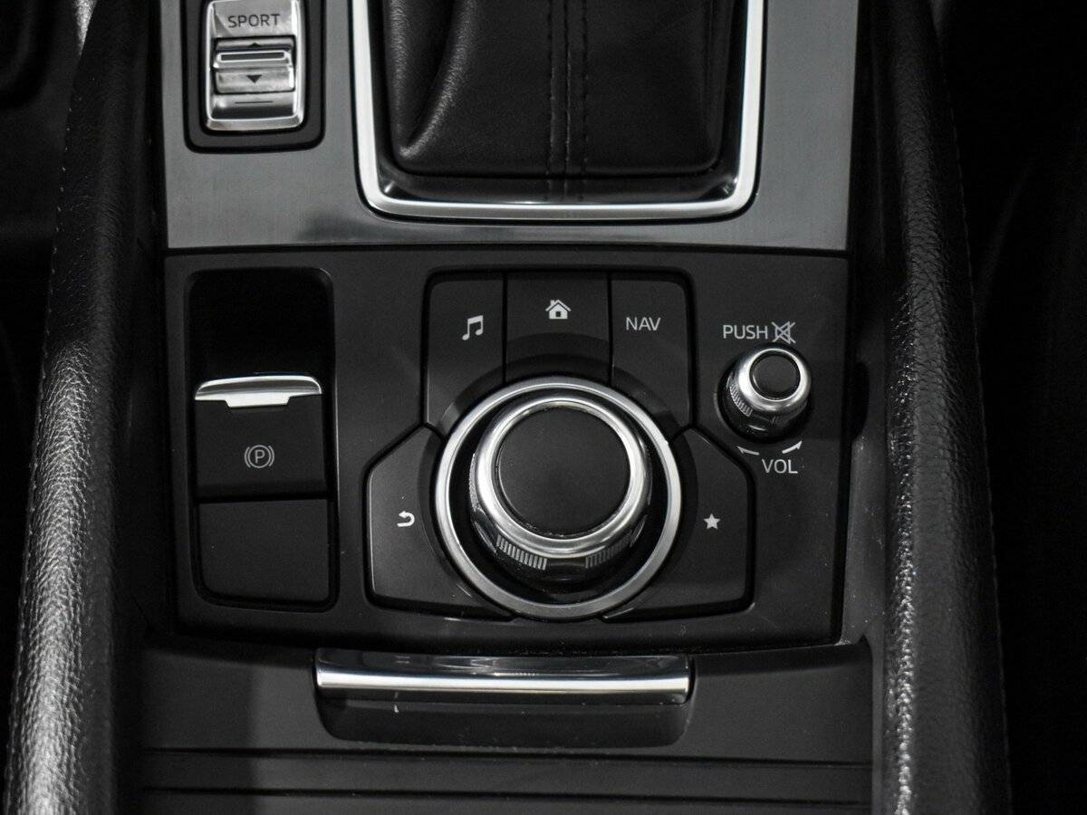 Б/У Мазда 6 2016 года. Фото: #7