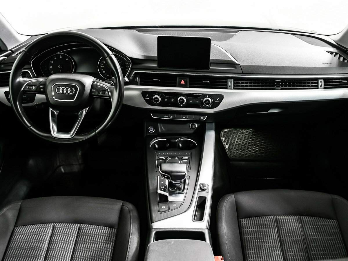 Audi A4 2015 года с пробегом. Фото: #10