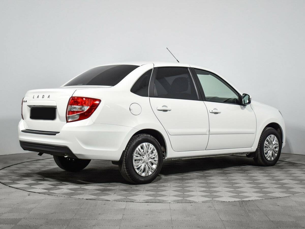 Б/У Лада (ВАЗ) Гранта 2020 года. Фото: #4