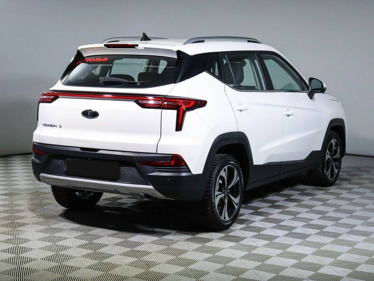 Москвич 3 2023 года с пробегом. Фото: #4