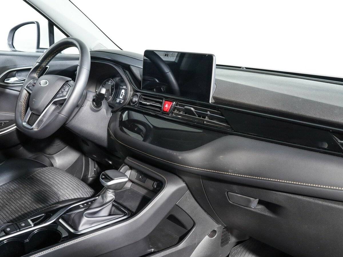 Москвич 3 2023 года с пробегом. Фото: #6