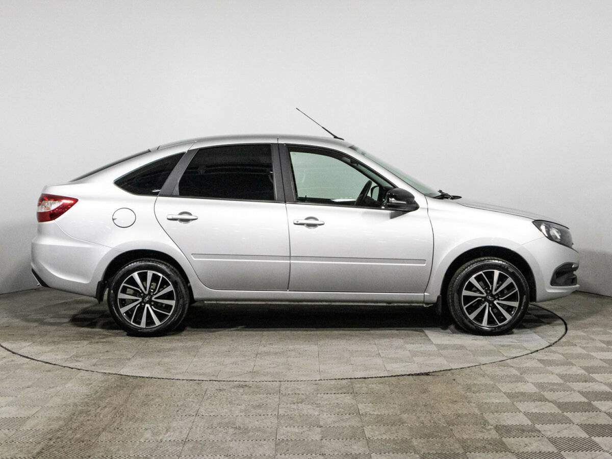 Lada (ВАЗ) Granta 2024 года с пробегом. Фото: #3