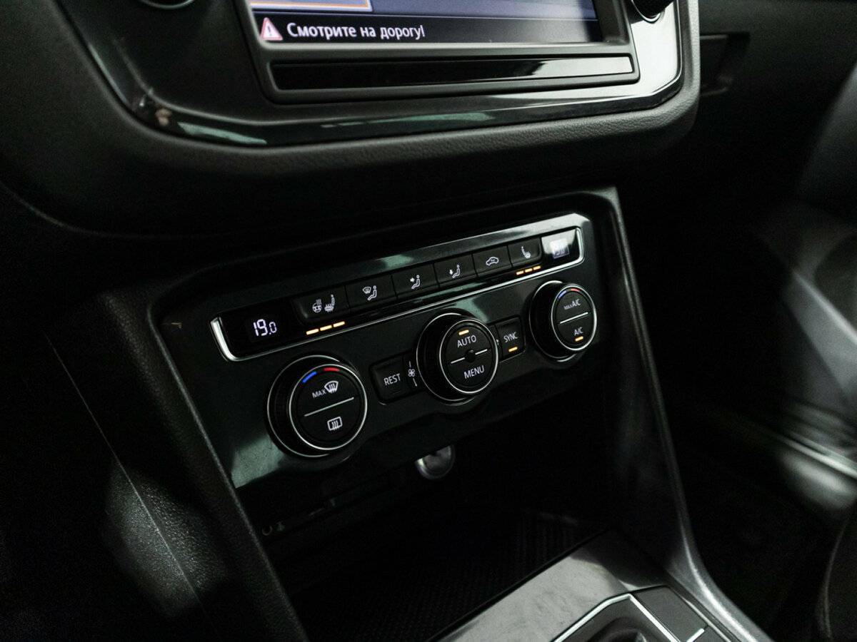 Volkswagen Tiguan 2017 года с пробегом. Фото: #17