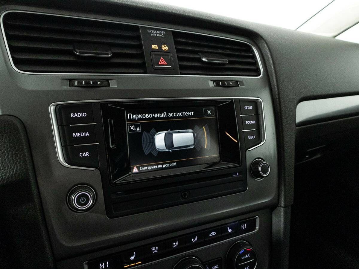 Б/У Фольксваген Гольф 2013 года. Фото: #14