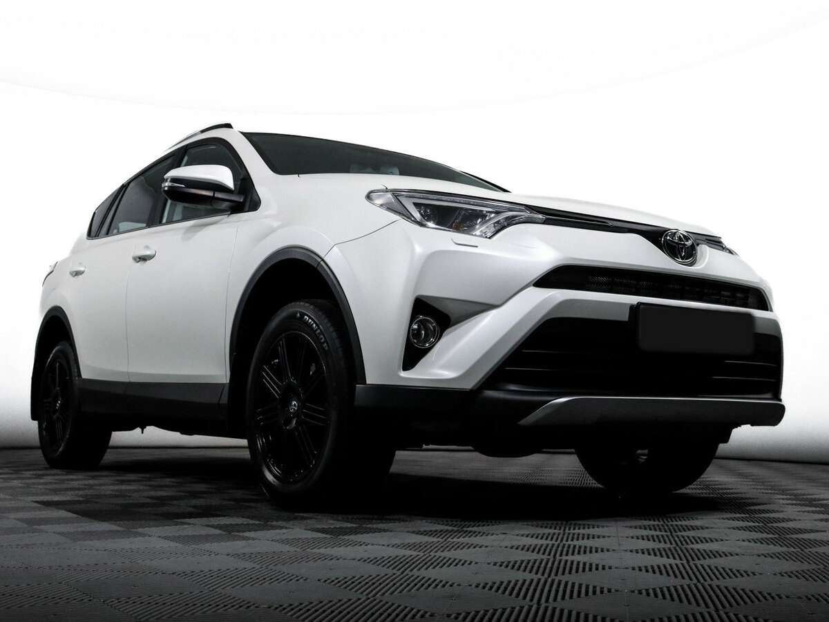 Toyota RAV4 2017 года с пробегом. Фото: #14