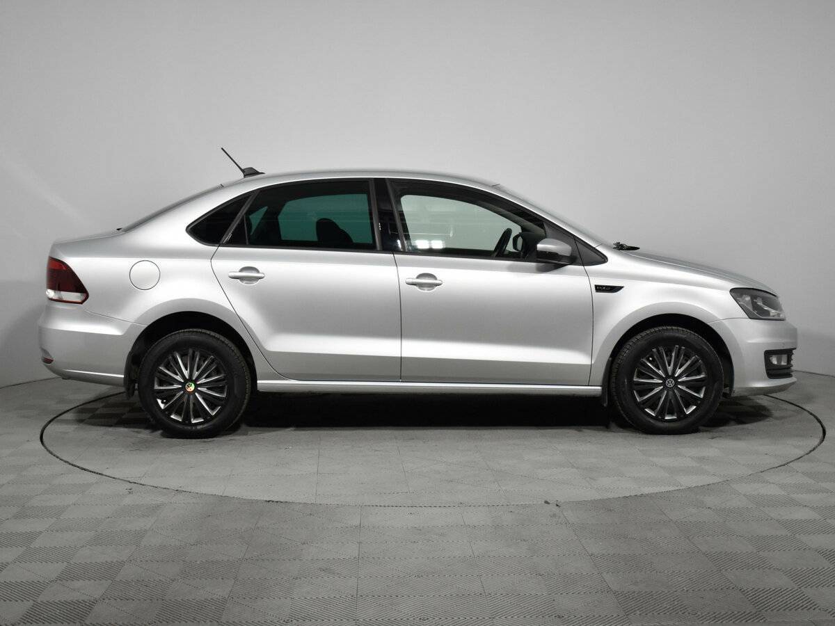 Б/У Фольксваген Поло 2018 года. Фото: #4