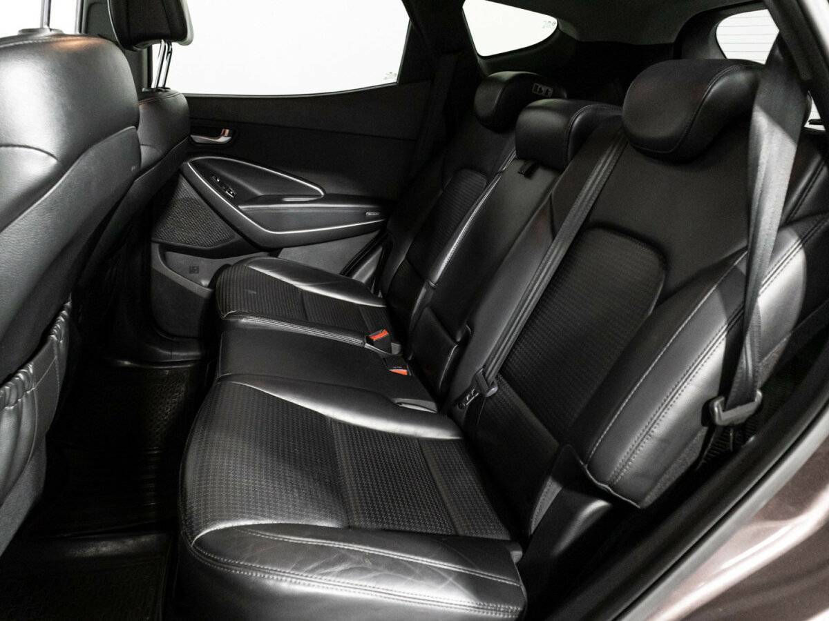 Б/У Хендай Санта Фе 2012 года. Фото: #9