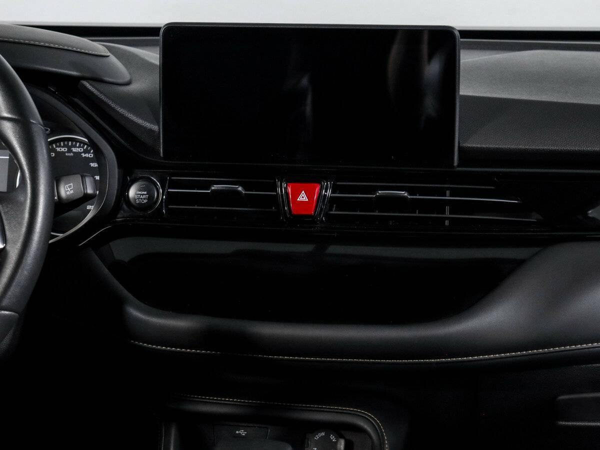 Москвич 3 2023 года с пробегом. Фото: #8