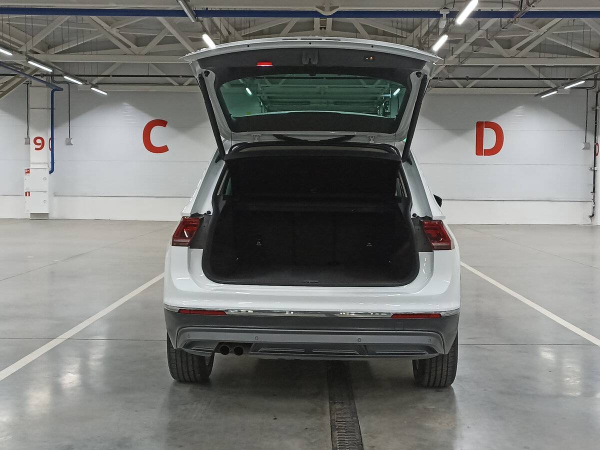 Volkswagen Tiguan 2018 года с пробегом. Фото: #9