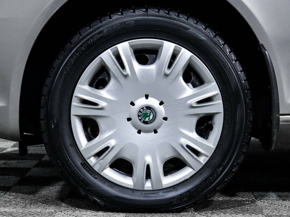 Б/У Шкода Октавия 2012 года. Фото: #12