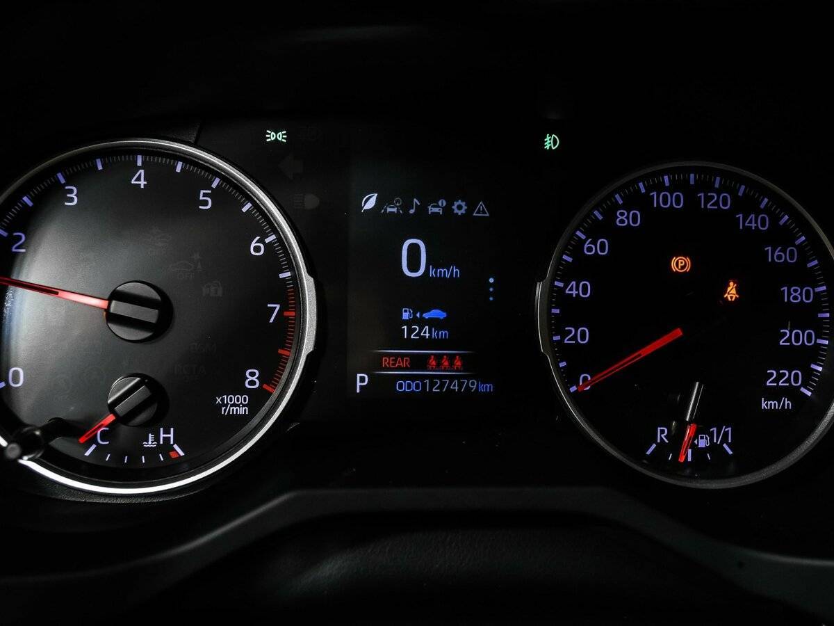 Toyota RAV4 2021 года с пробегом. Фото: #10