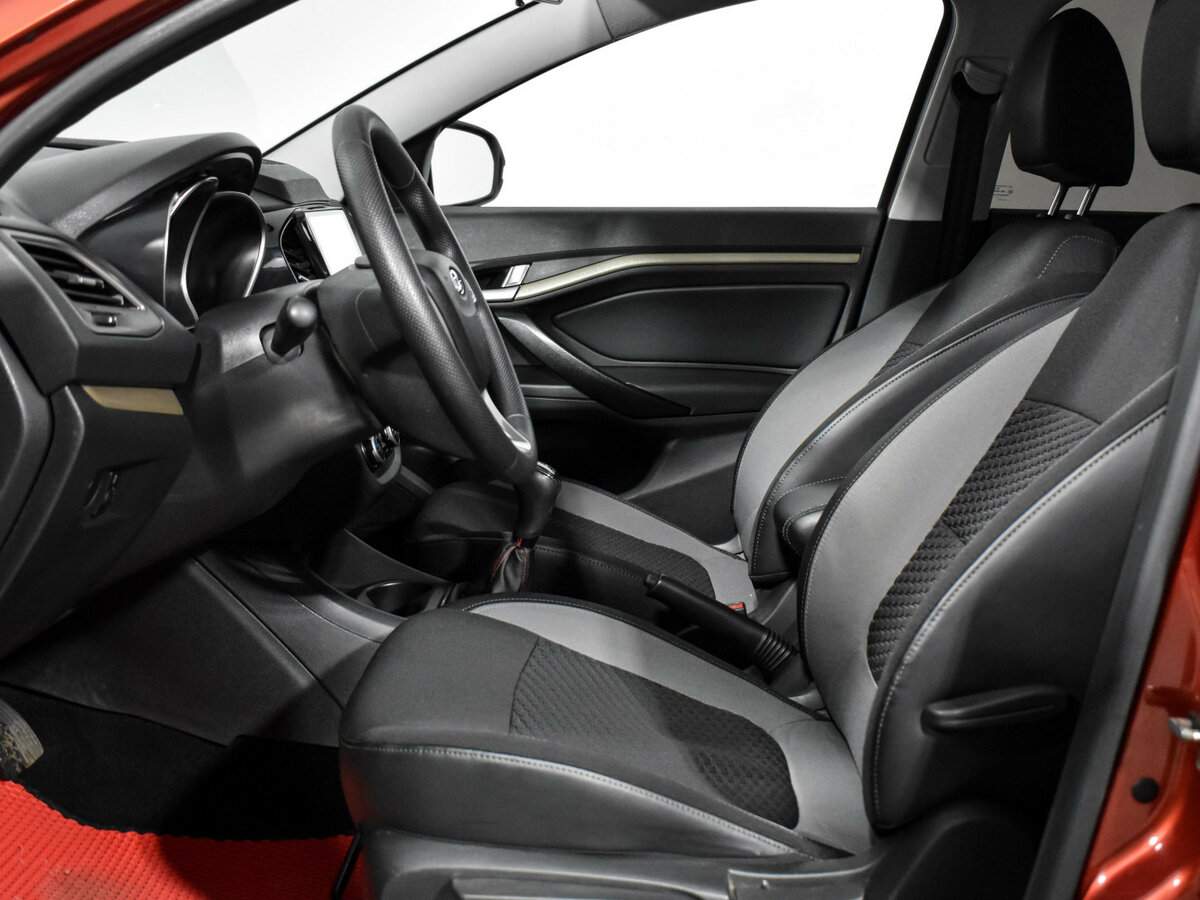 Б/У Лада (ВАЗ) Веста 2018 года. Фото: #9