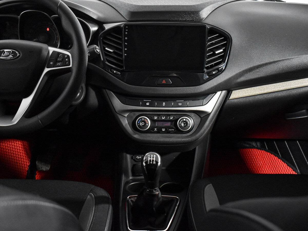 Б/У Лада (ВАЗ) Веста 2018 года. Фото: #11